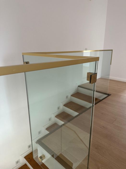 Cabine de dus, balustrada sticla