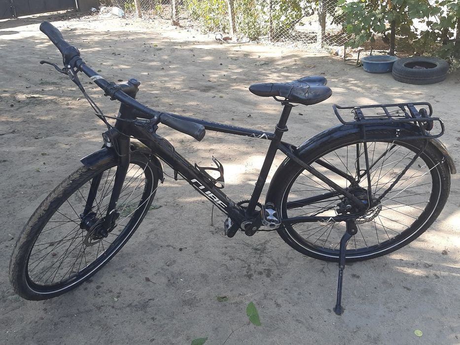 Vand bicicleta cube travel pro