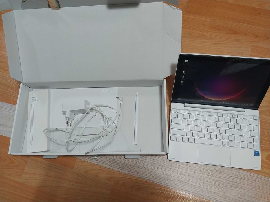 Basics Book 14 N-series TOUCH + PEN Sotiladi