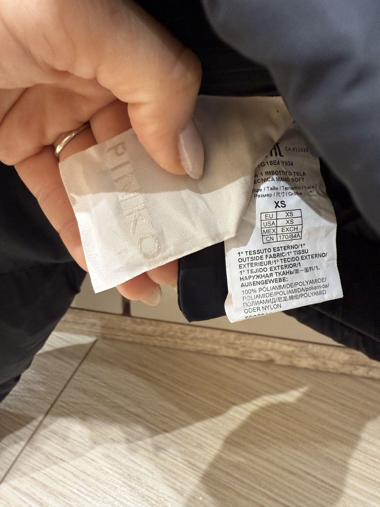 Яке PINKO XS размер