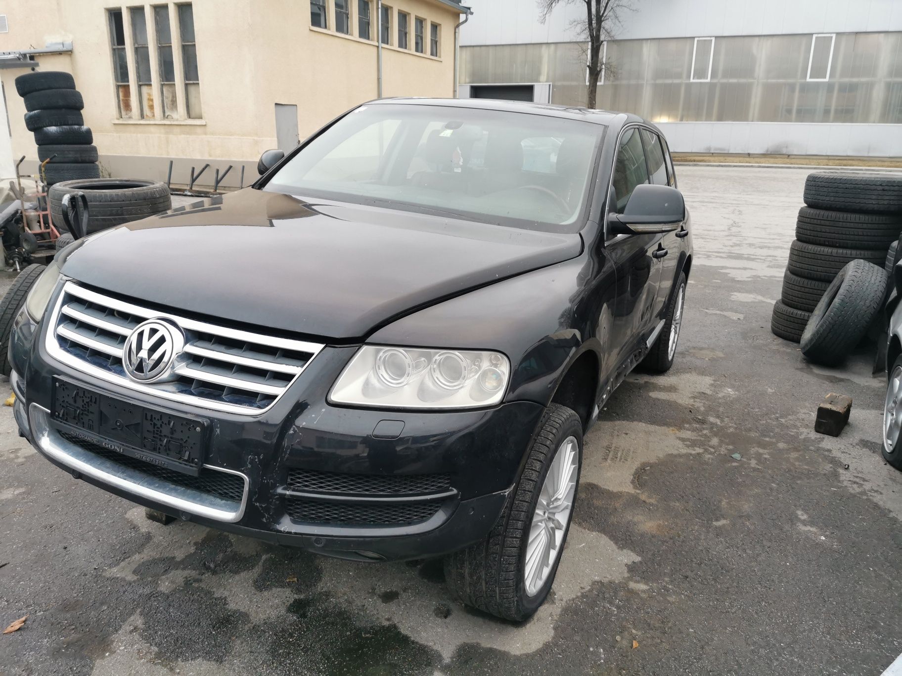 На части VW Touareg V10 5.0TDI 313кс въздушно махагон волан