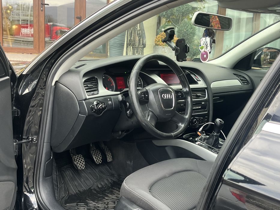 Audi A4 B8 2010 2.0TDI 140