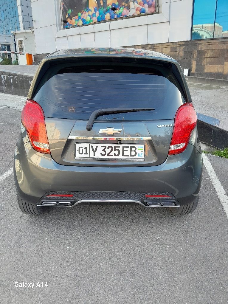 Chevrolet Spark 2 poz