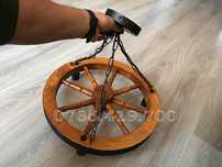 Candelabru rustic din roata lemn / lustra din roata de car