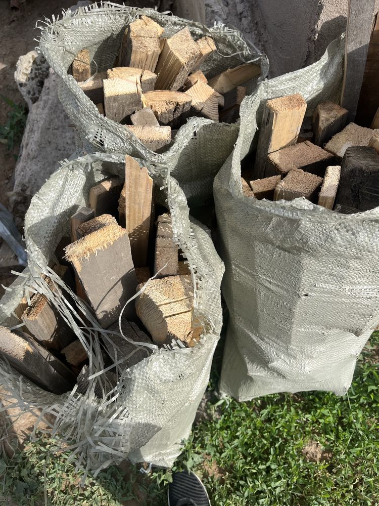 Продам дрова в мешках 1200