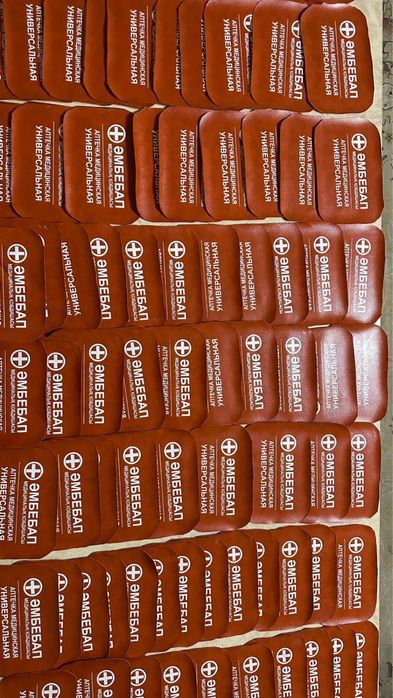 Принт для одежды и пакетов ваш бренд в одежды и пакетов