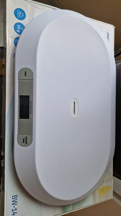 Бебешка везна Berdsen