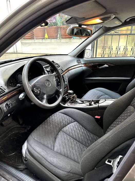 Mercedes E220 CDI T- 2004