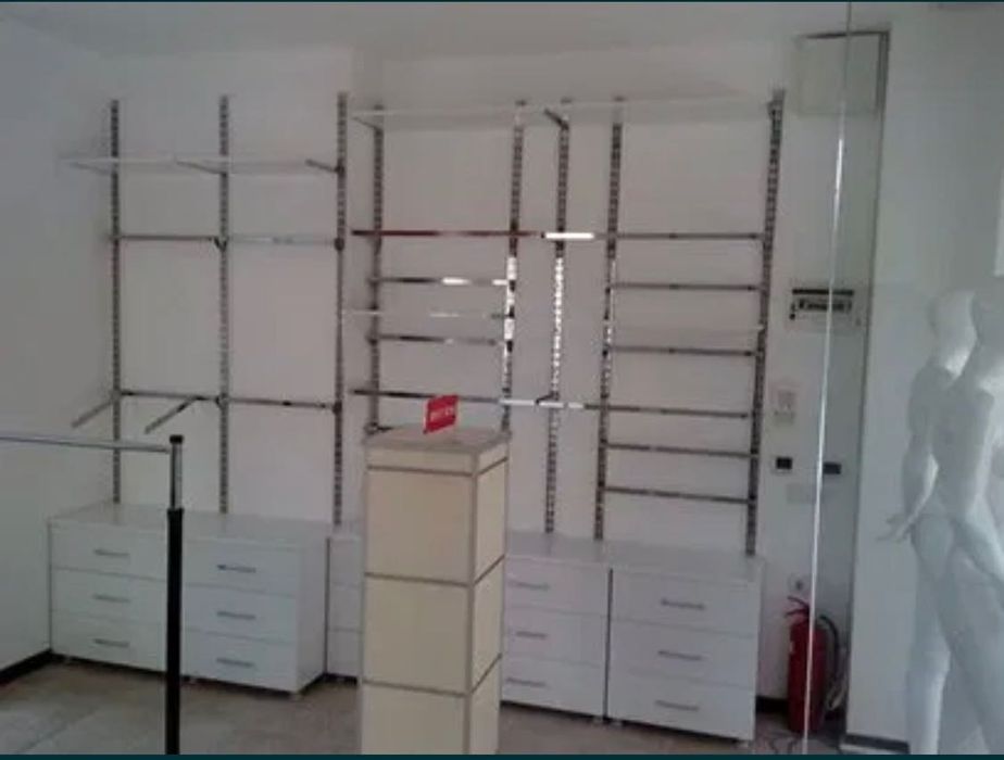 Оборудване за нов магазин - бельо,всичко необходимо!! НАМАЛЕНА ЦЕНА