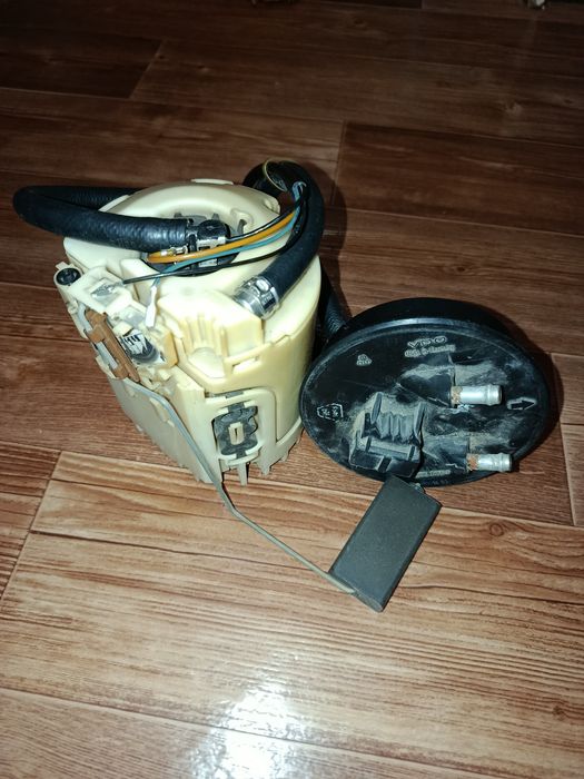 Продам бензонасос от Гольф 3,Пассатт