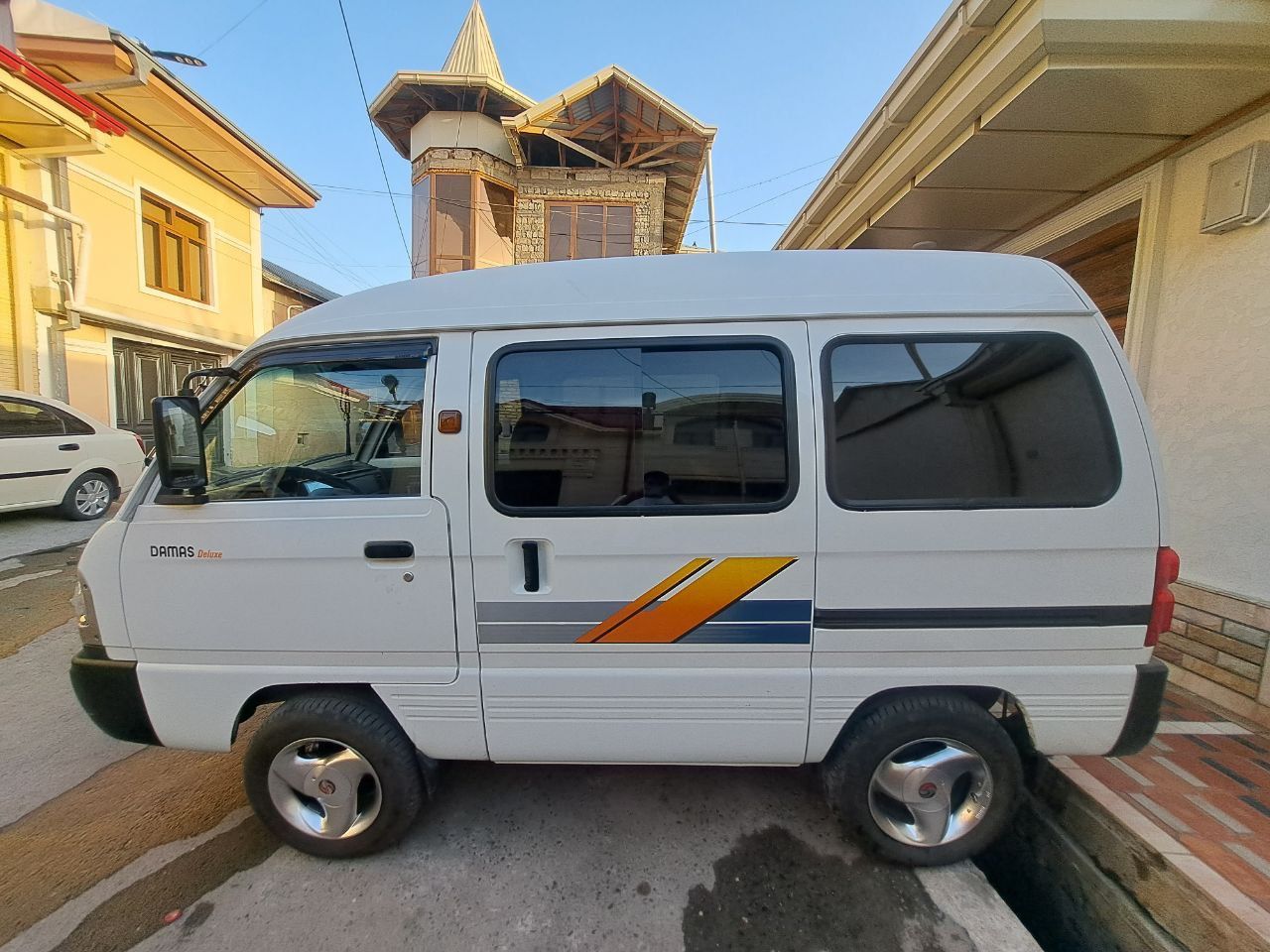 Taxi Damas xizmati 24/7