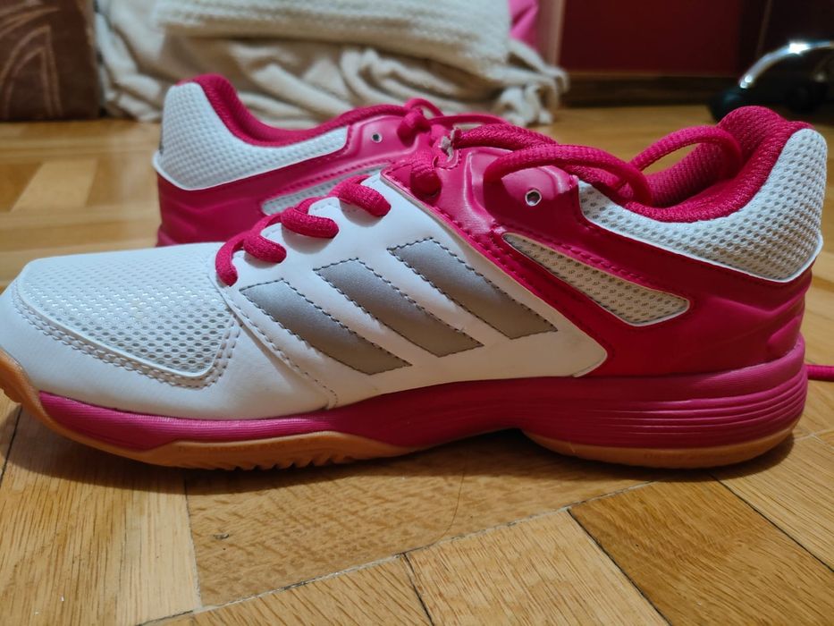 Маратонки Adidas Breaknet 65 лв. и Адидас Cloud foam 35 лв.