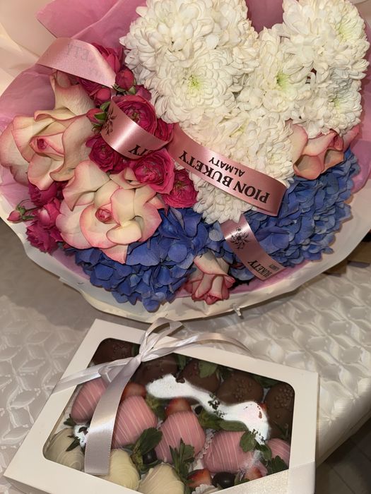 Цветы   Гортензии кустовые