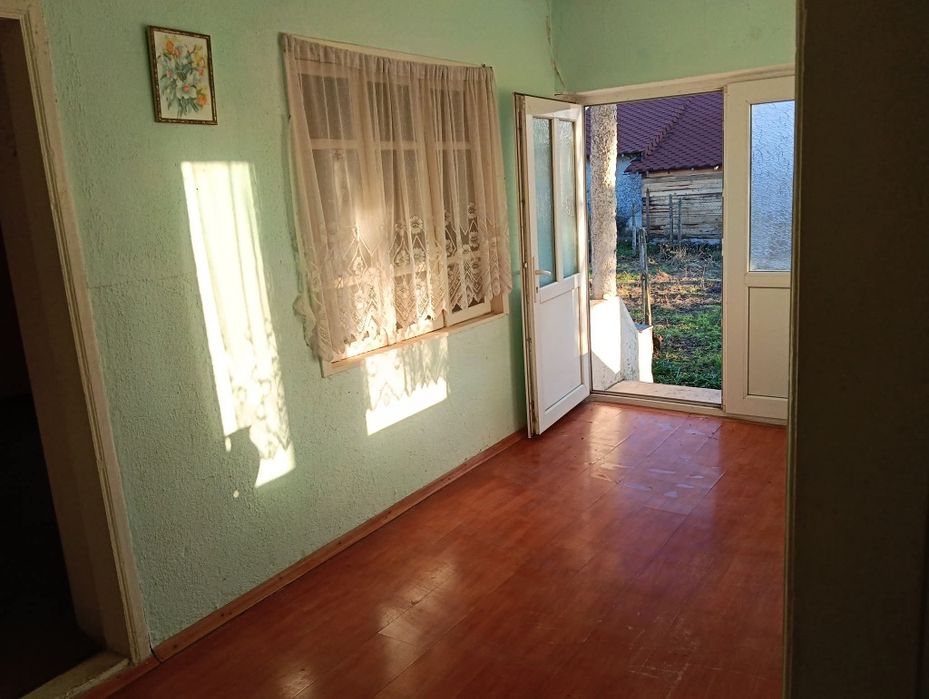 Продава се Къща+двор в село Стефан Караджа