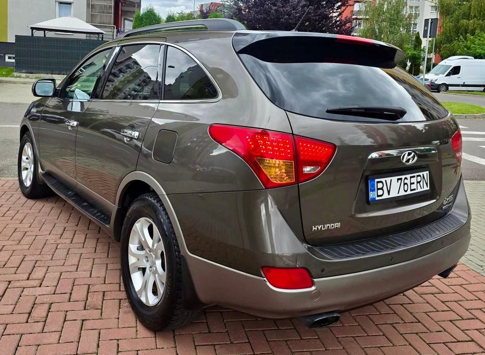 Hyundai IX55 7 locuri Accept variante