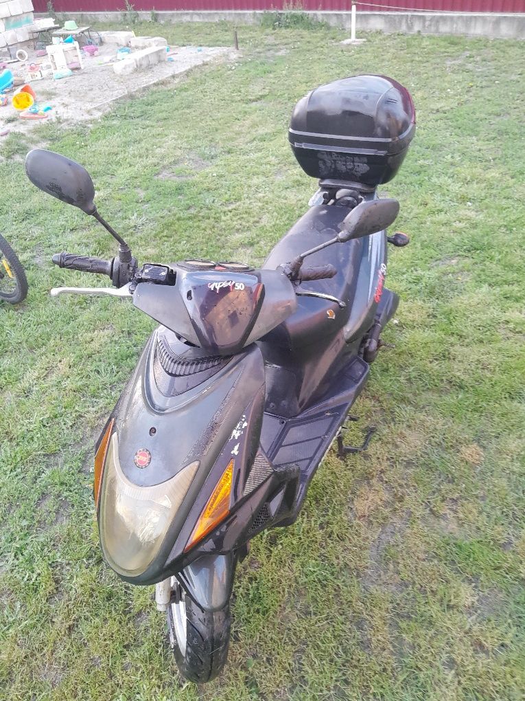 Vând motor achiziționat nou