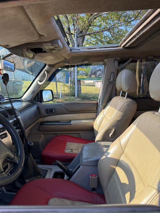 Vând sau schimb Nissan patrol y61 lung swap bmw