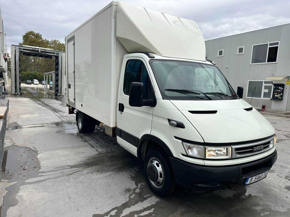 Iveco Daily 3.0 135 к.с. Падащ борд*