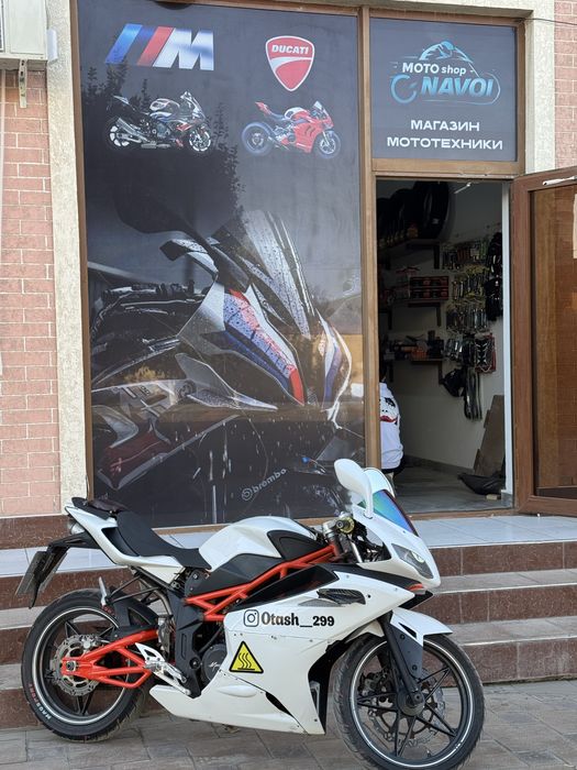 Megelli 250r italia original