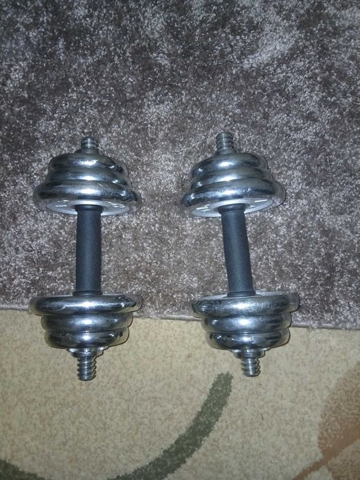 Продам гири 2 шт