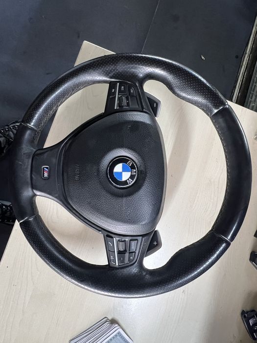 М волан с пера за BMW F10 F11 F01 F07 перфектен