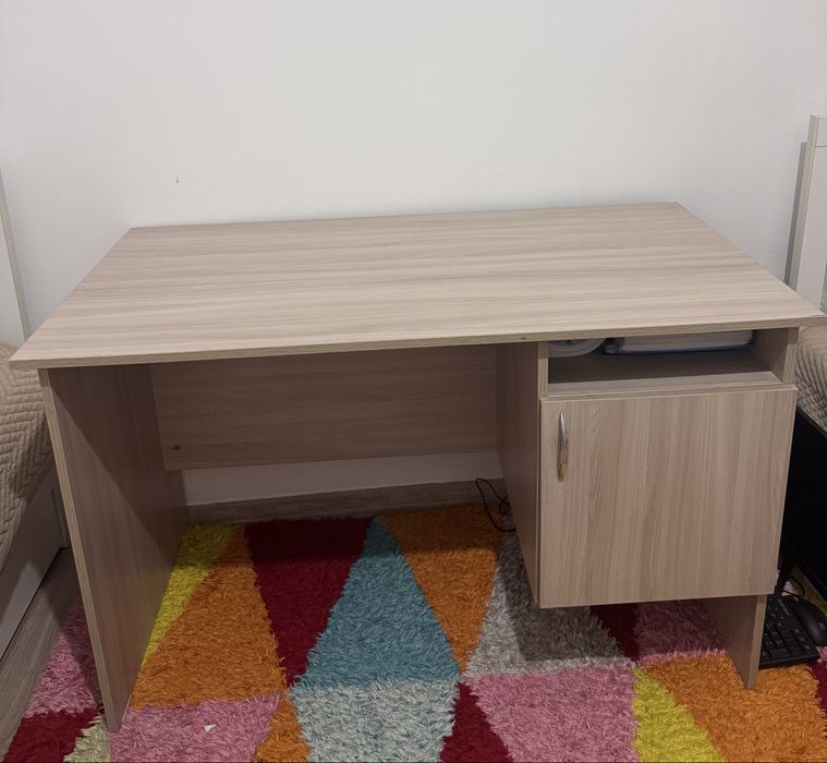 Офисный/письменный стол