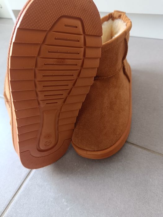 Papuci de copii tip ugg