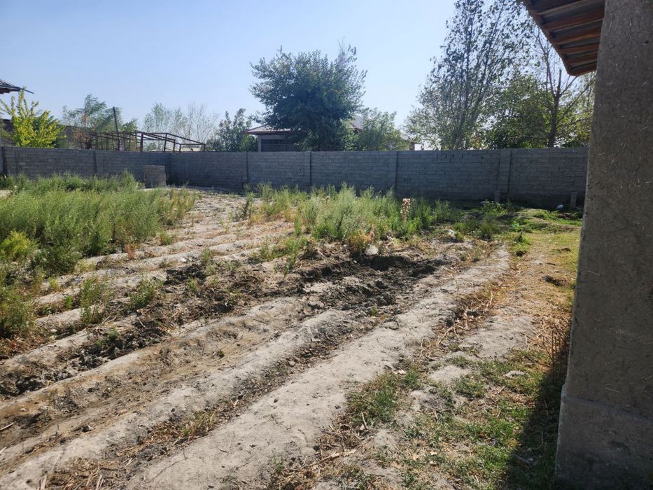 Yer sotiladi pod biznes