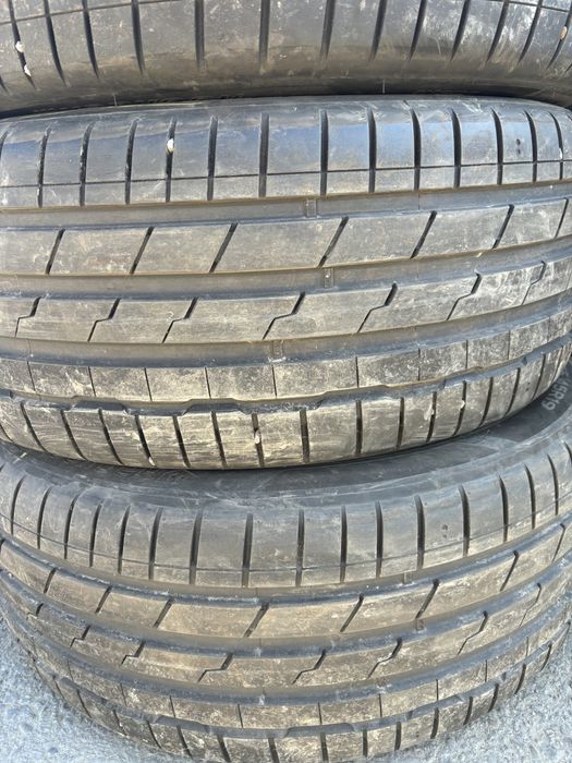 255 45 19 Hankook set vara impecabile 7mm