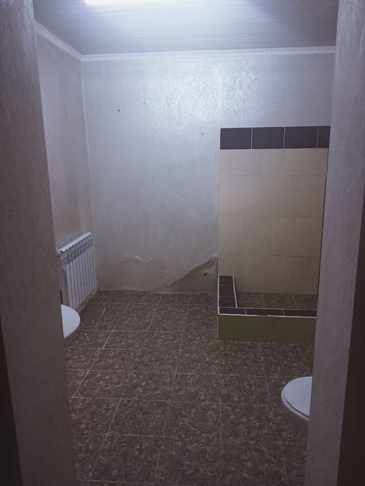 1 комнатный дом на долгии срок, газ, душ, аристон.