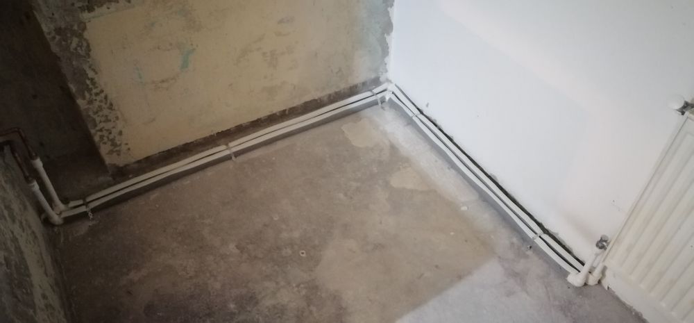 Instalator - montez boiler și robineți, cădiță dus, wc si rezervor wc