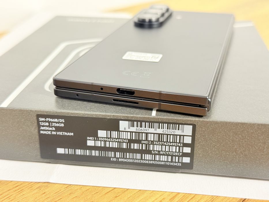 Samsung Galaxy Z Fold 7 37 зареждания!!!