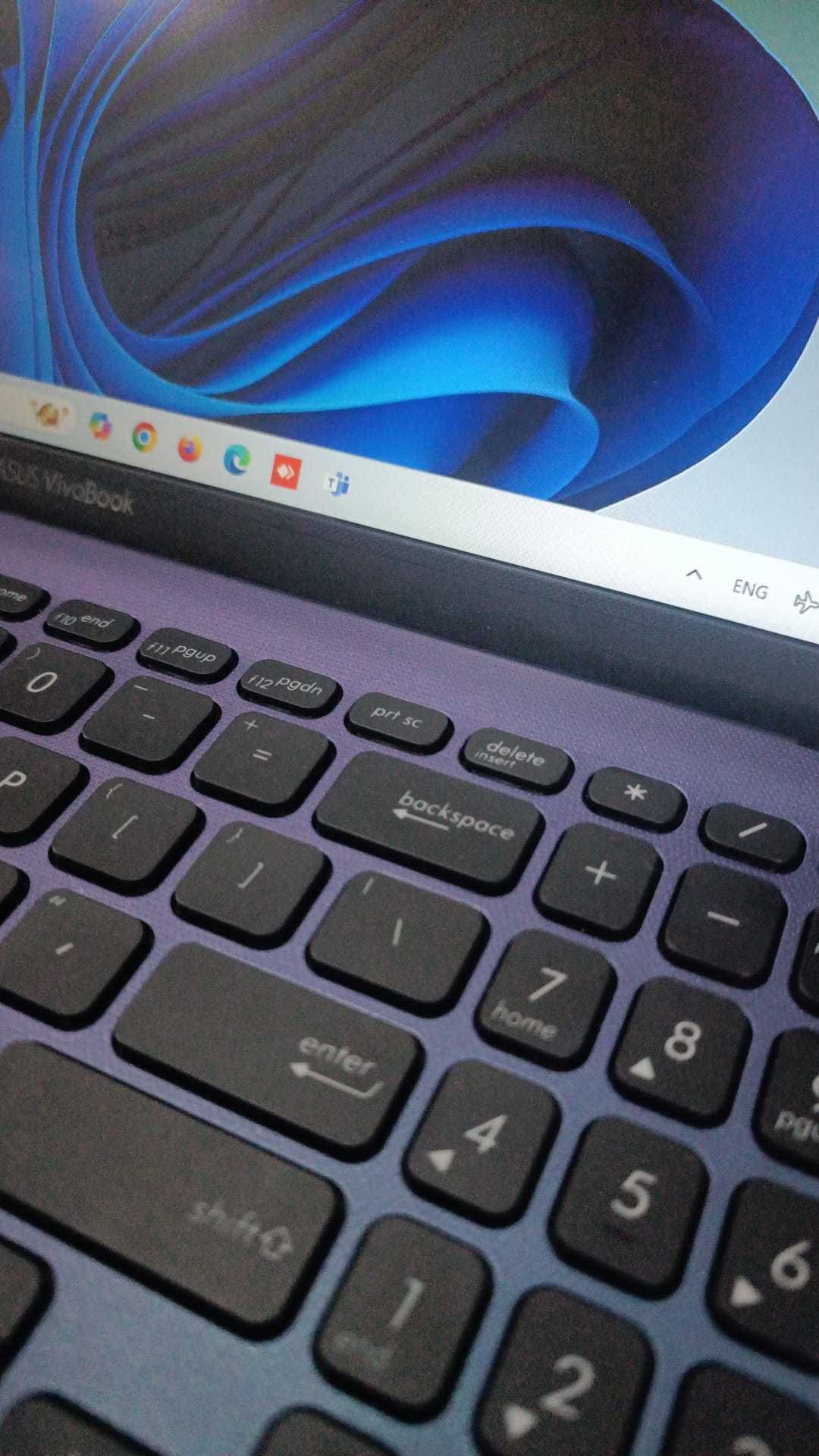 Vand Laptop ASUS VivoBook X512DA AMD Ryzen 5 15.6" FHD, 8GB, 512GB SSD