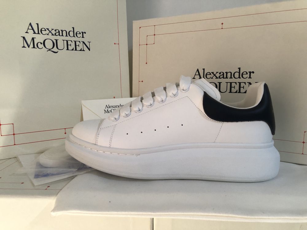 Adidasi Alexander McQueen Premium