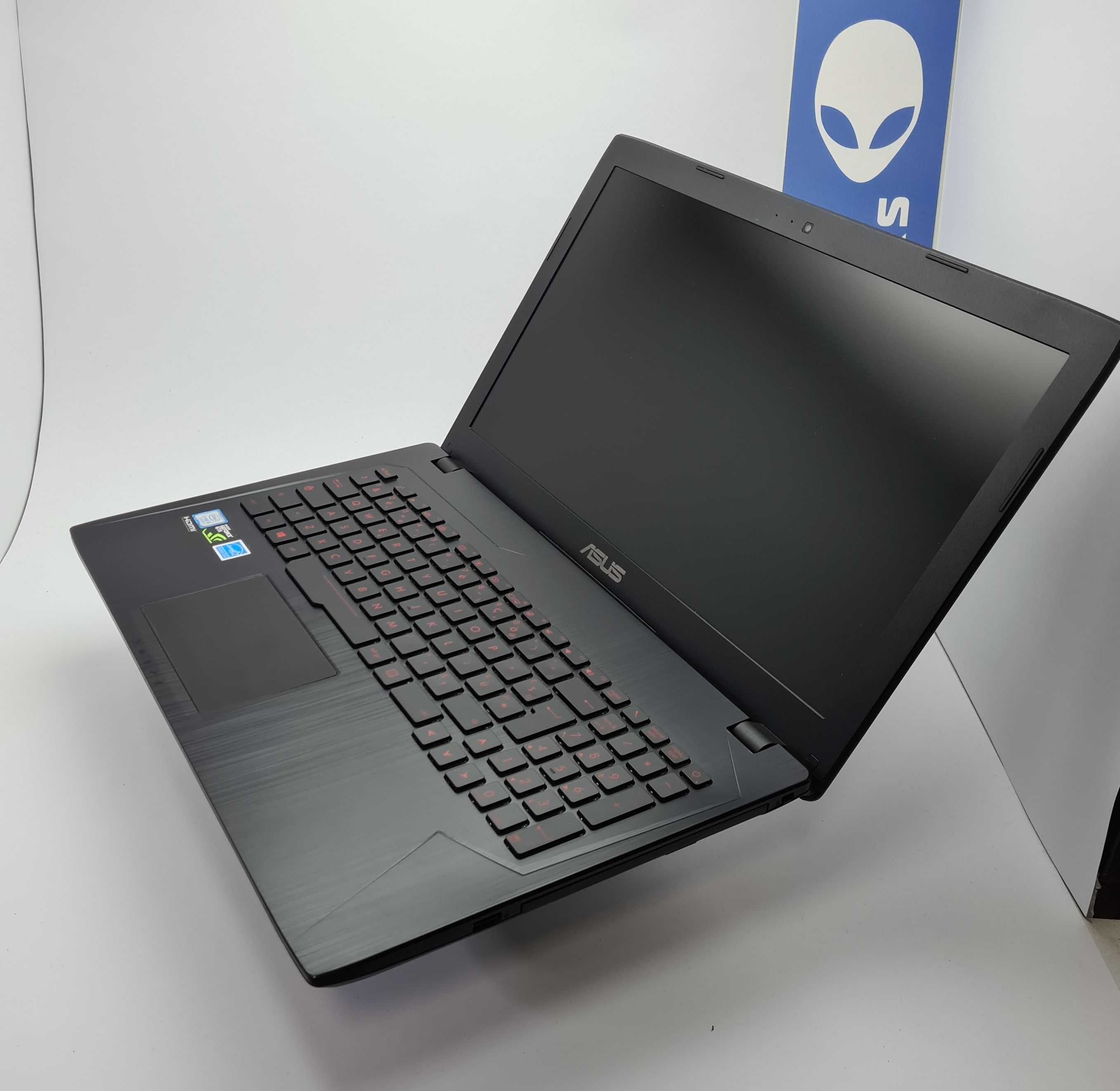 Asus FX553V   i5 7300HQ/16GB/256SSD/750HDD/GTX 1050/FHD/Подсветка
