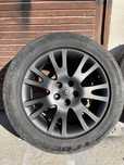 4 бр Лети джанти, черни 7J x R17 /5 CH50 5 x 108 / 60.1 с летни гуми