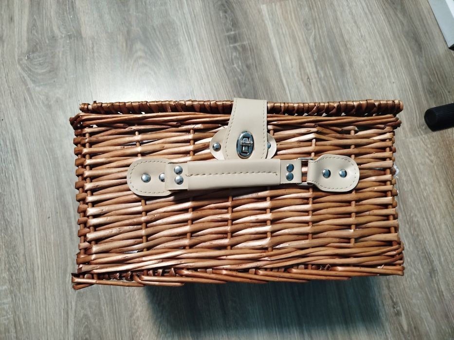 Кошница за пикник, хладилна, 10 части