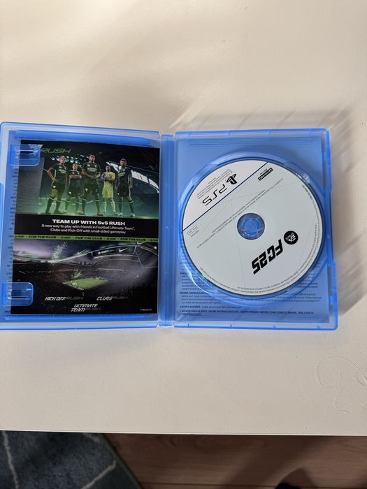 Vând Fifa 25 pentru playstation