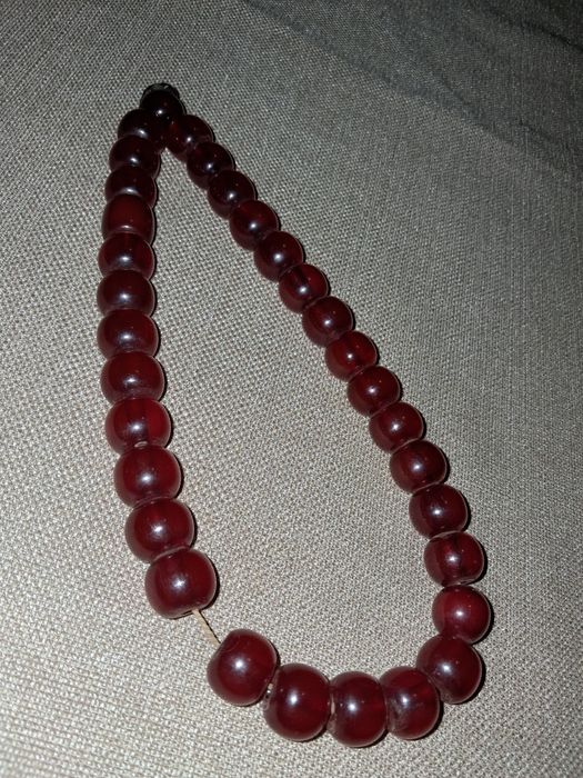 Кехлибарена броеница.