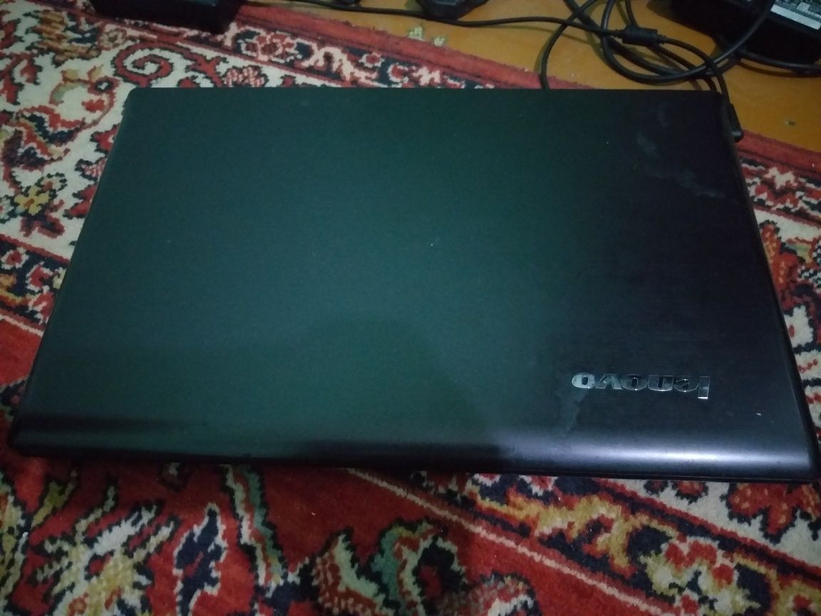 Noutbuk Lenovo g770