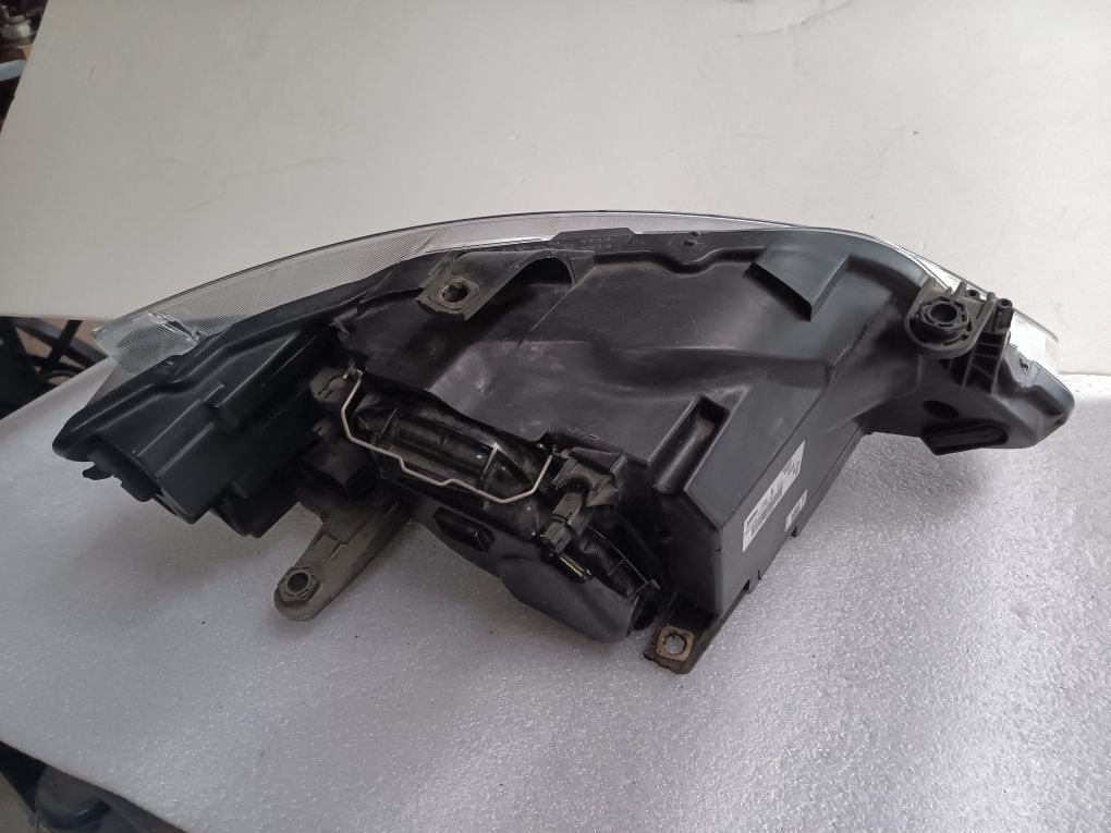 Ляв фар за Seat Ibiza след 2008 г. Сеат Ибиса
