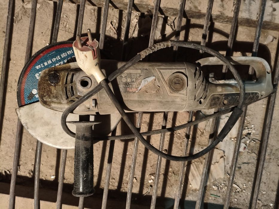 Срочно! Продаётся!!! Большая болгарка.