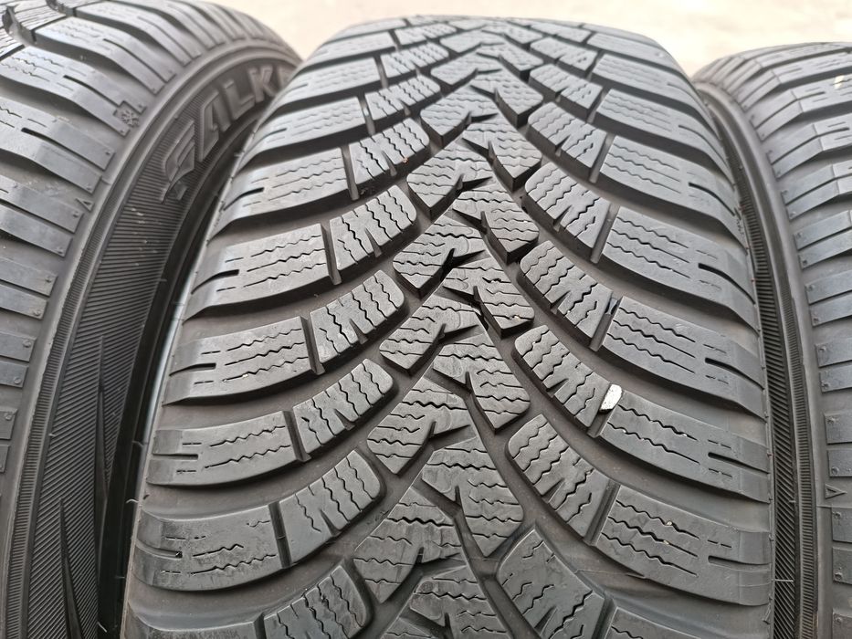 4бр. зимни гуми 205/60/16 Falken