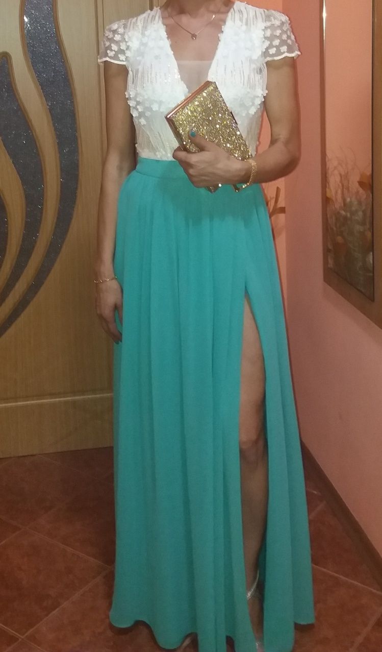 Rochie de ocazie lunga, vaporoasa, foarte comoda