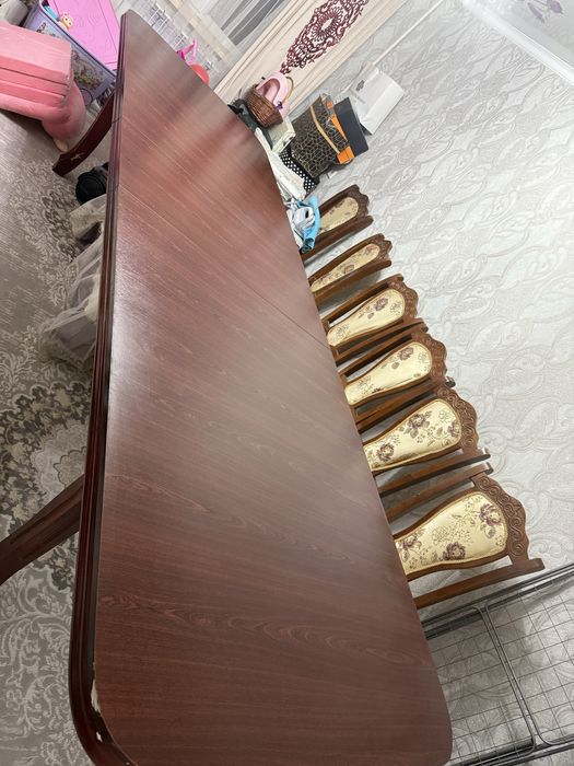 Срочно продается стол