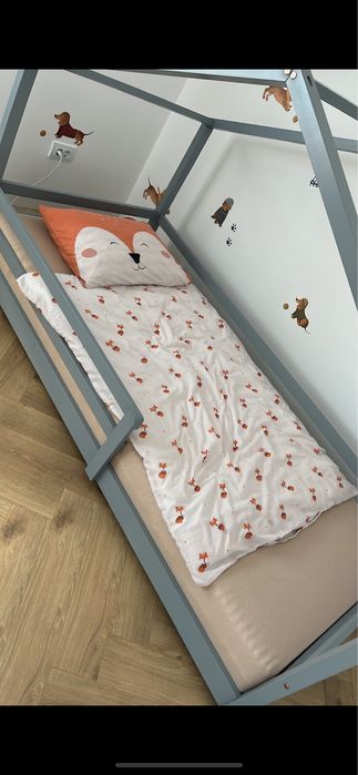 Pat stil căsuță pentru copii