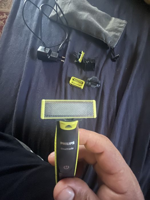 Vand aparat barbierit Phillips