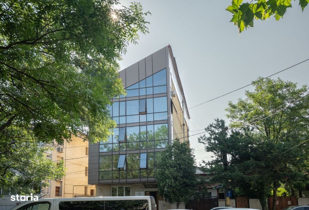 Drumul Sarii - Macarovici, Cladire Birouri 923 Mp Utili, Lot 360 Mp!