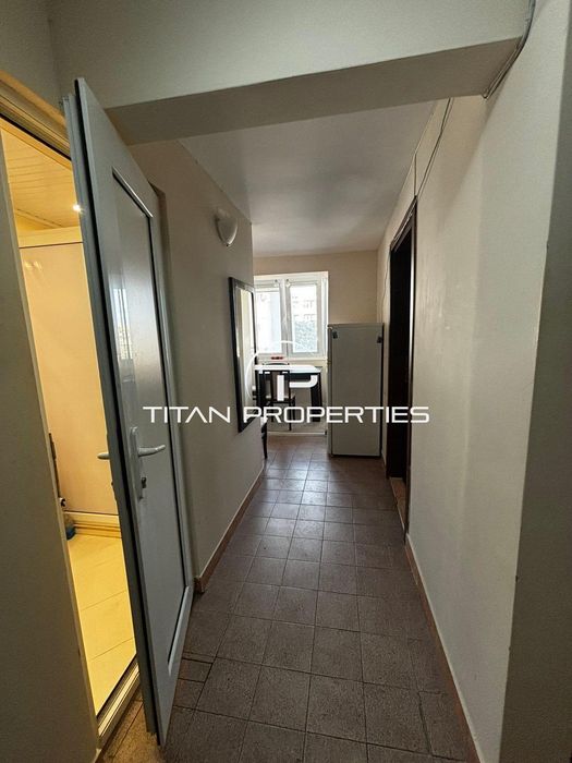 Ключ в офиса! Тристаен, под наем, ж.к Лазур