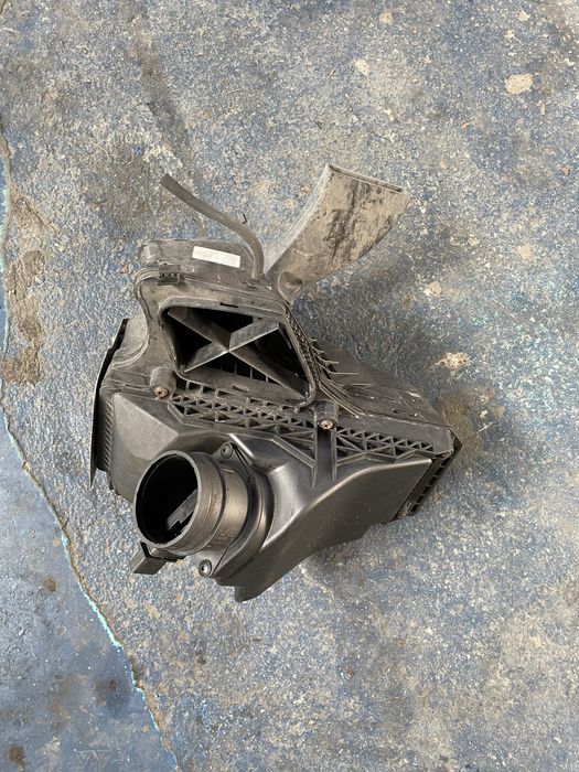 Carcasa filtru aer audi a4 b8 audi a5 2.0tdi caga caha
